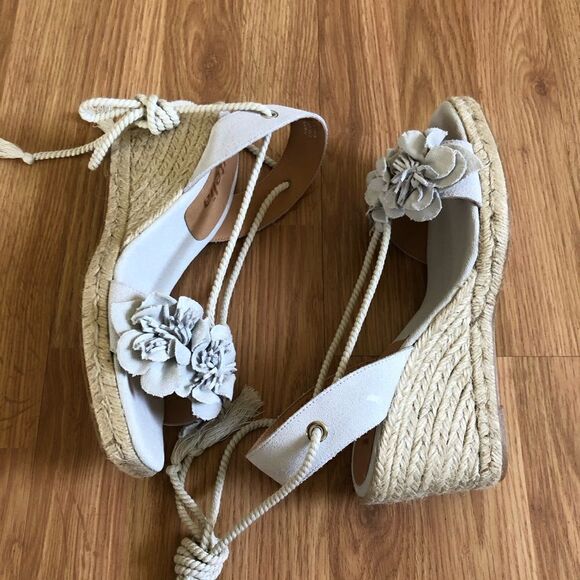 NWT Jutelia Made In Spain Women’s Suede Flower Wedge Espadrilles - Picture 11 of 14